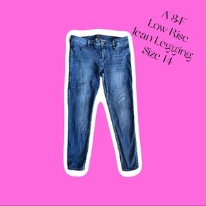 A & F Low Rise Jean Legging Size 14
